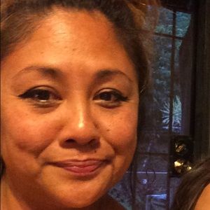 Meet your Posher, Abigail